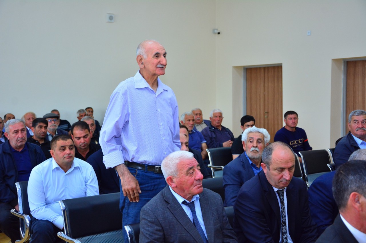 Seymur Orucov vətəndaşların müraciətlərini dinlədi - FOTOLAR